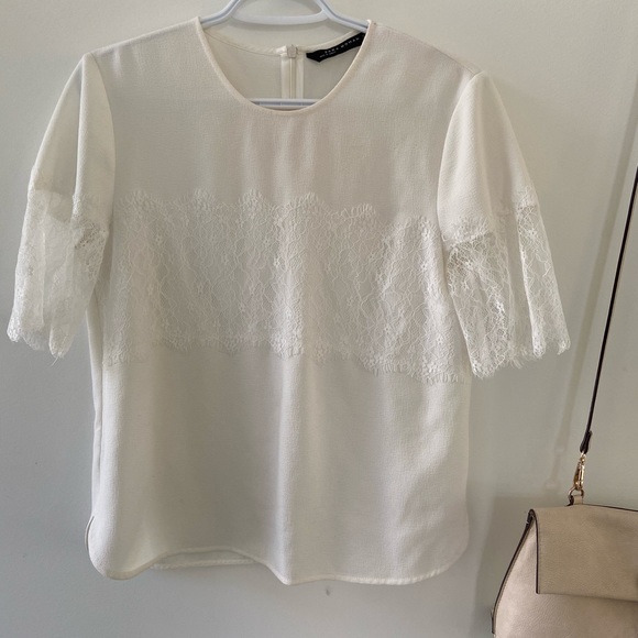 Beautiful lace Zara blouse